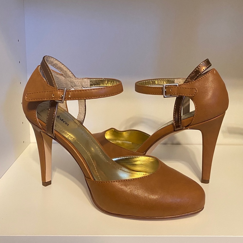 Camel high heels